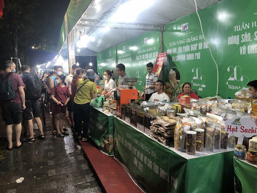 Ảnh Khai mạc tuần hàng OCOP HN