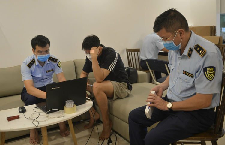 Ảnh Hà Nội bắt thuốc tây