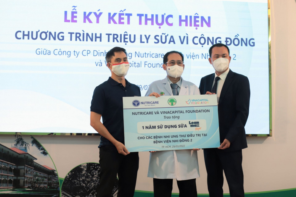 Ảnh trao tặng sữa