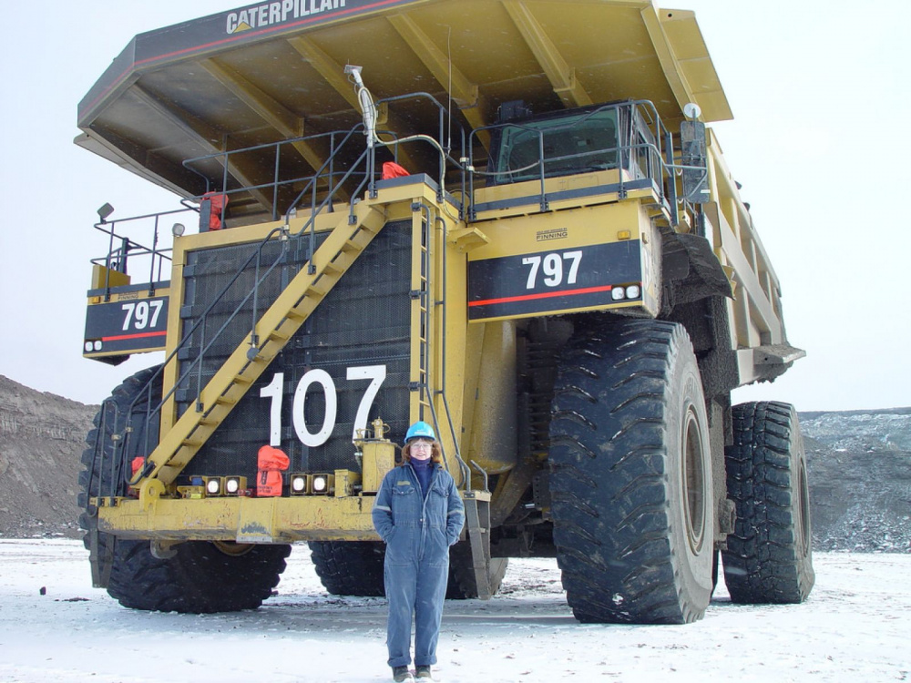 Caterpillar 797F máy công trình