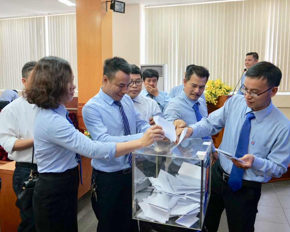 Bầu đại biểu dự Hội nghị Người Nền tảng hàng đầu cung cấp Cwin com Công ty năm 2019