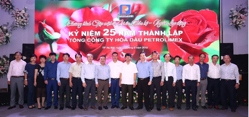 Lãnh đạo Tập đoàn cùng lãnh đạo PLC hướng tới tương lai