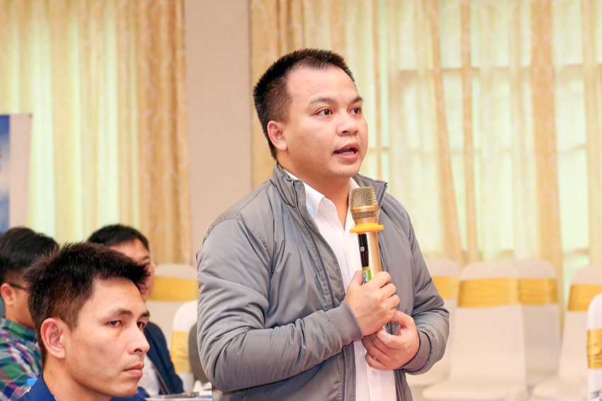 Các đại biểu phát biểu và thảo luận tại Hội thảo