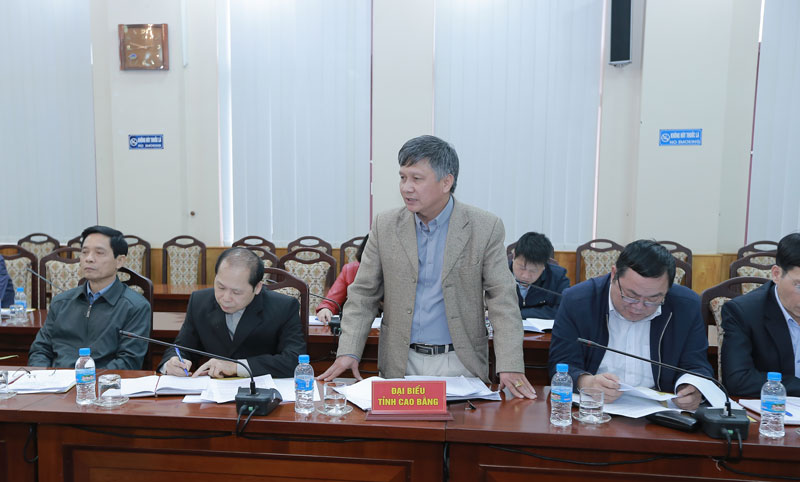 Lãnh đạo UBND và một số Sở, Ban, Ngành của tỉnh Bao Bằng tham gia ý kiến
