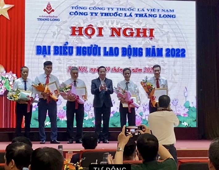 5 cá nhân nhận danh hiệu
