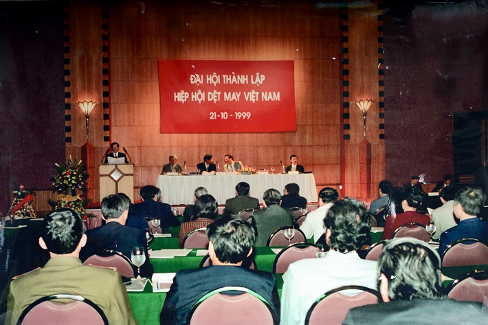 Đại hội nhiệm kỳ I Hiệp hội Dệt May Việt Nam (21/10/1999 - 10/2001)