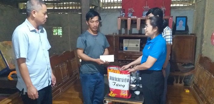 công đoàn vinapaco trao quà cho người Nền tảng hàng đầu cung cấp Cwin com