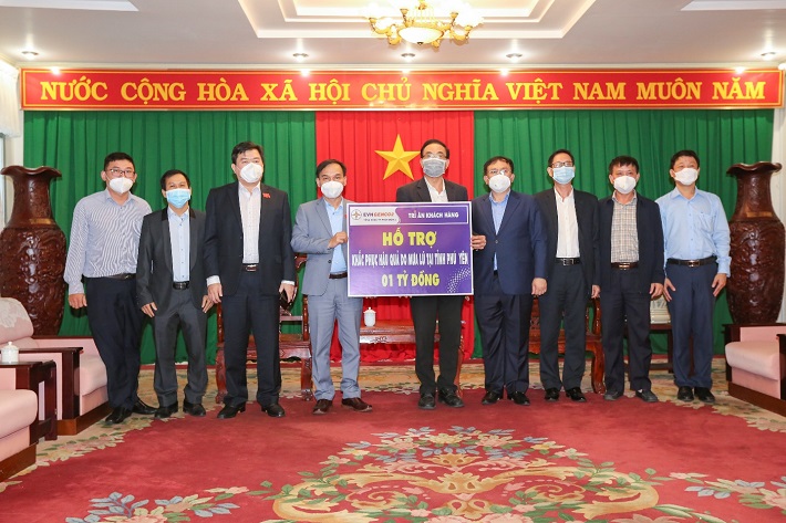 hình ảnh buổi tiếp nhận hỗ trợ 