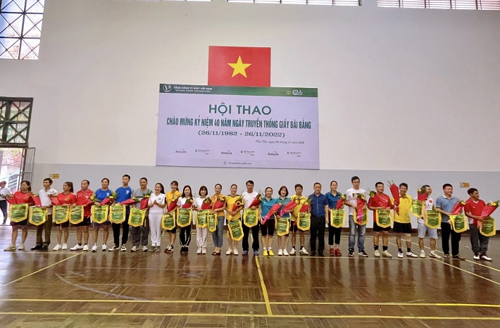Hội thao chào mừng 40 năm Giấy Bãi Bằng
