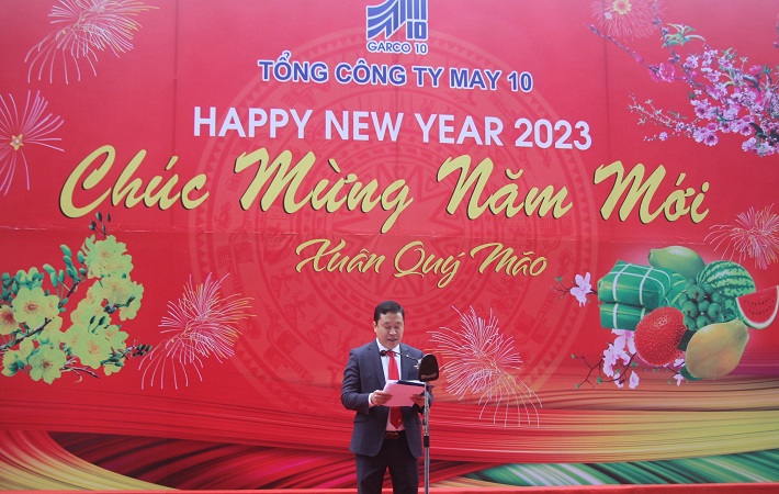 ông Thân Đức Việt Tổng giám đốc May 10 tại Hội nghị