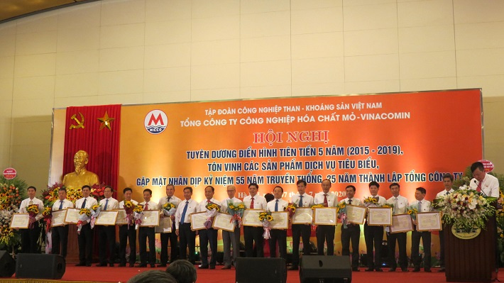 vinh danh 18 công trình đề tài tiêu biểu