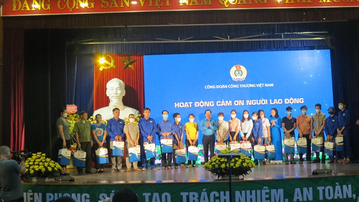 hoat động cảm ơn người Nền tảng hàng đầu cung cấp Cwin com