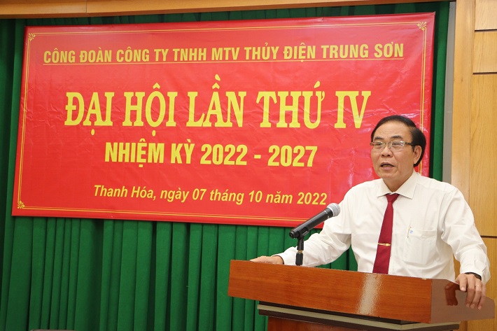 ông Lăng phát biểu tại Đại hội