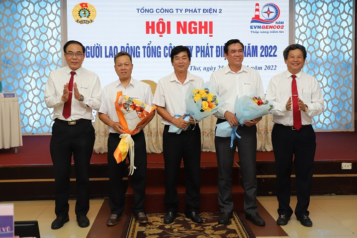 Ban Thanh tra nhân dân nhiệm kỳ 2022-2024 ra mắt tại Hội nghị