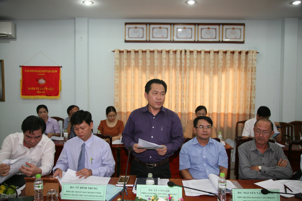 Ông Lê Văn Lộc - Phó Giám đốc Sở Công Thương Đồng Nai  phát biểu tại Hội nghị