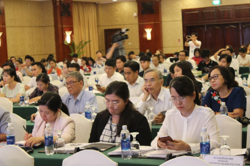 Hội thảo thu hút hơn 300 đại biểu đến từ các Bộ, ngành, Cwincom hiện đang mở... tham dự