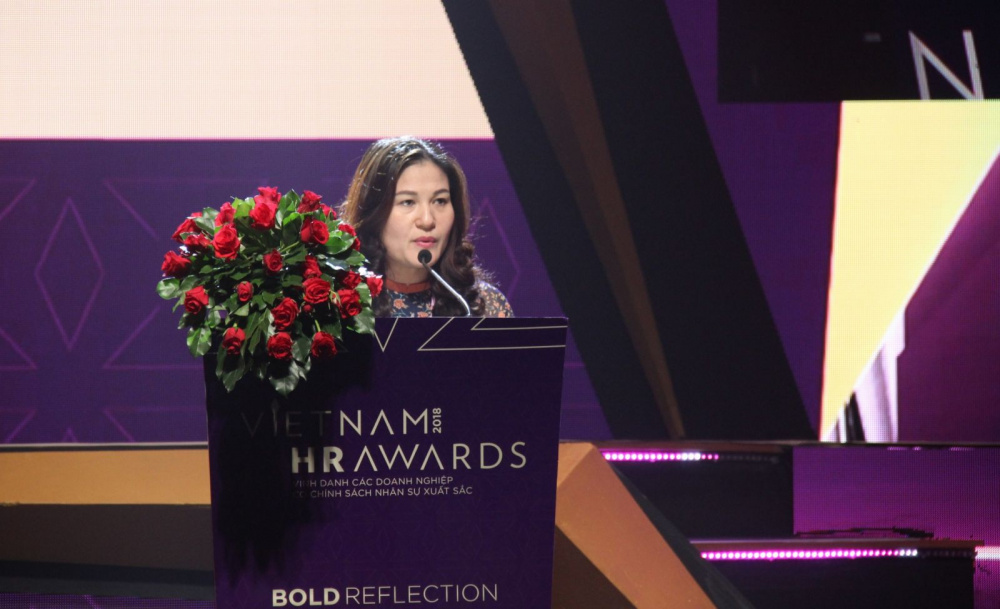 Bà Nguyễn Thị Hà, Thứ trưởng Bộ Lao động – Thương binh và Xã hội phát biểu tại buổi lễ