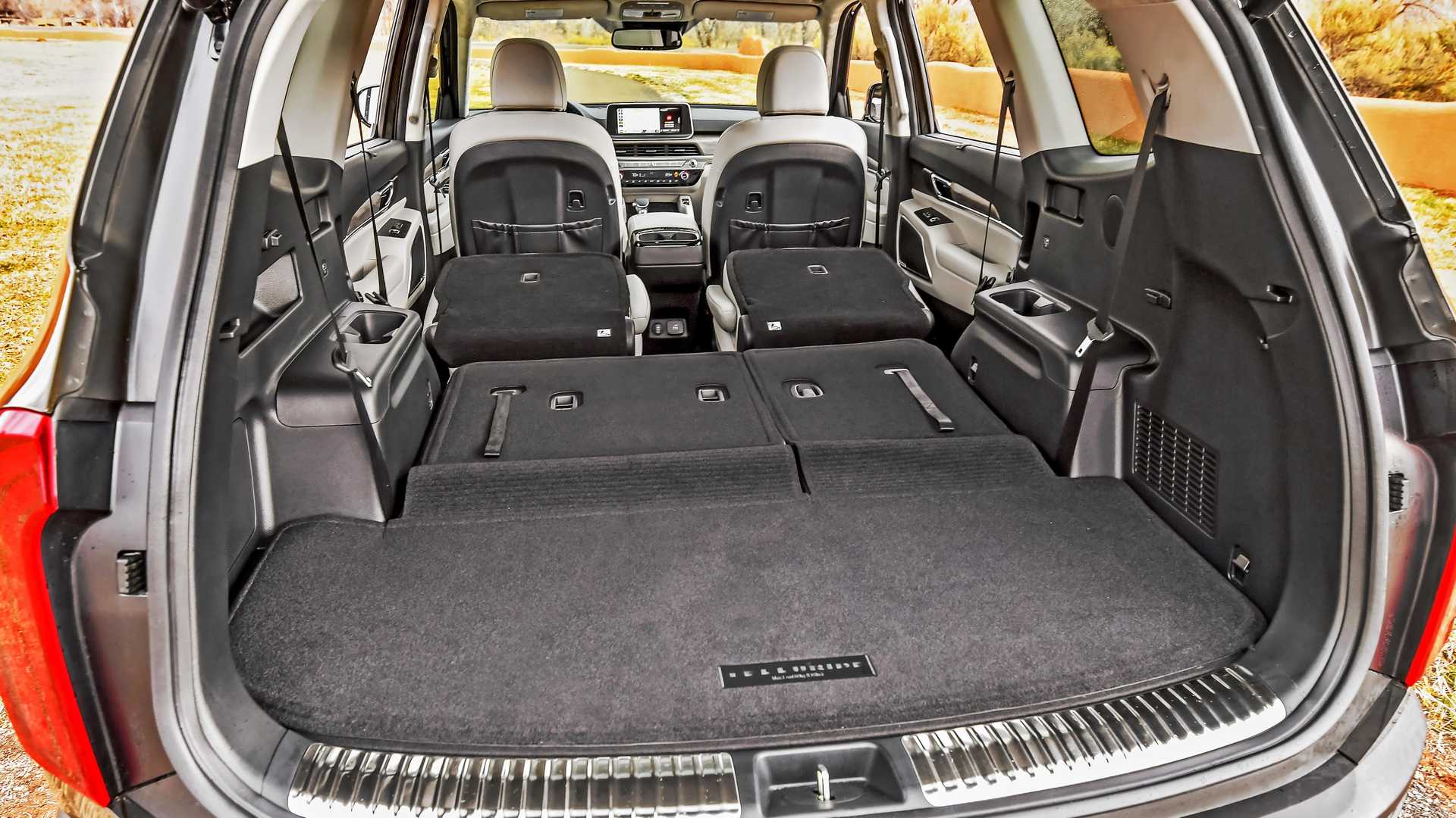 Không gian Kia Telluride thực sự rộng rãi