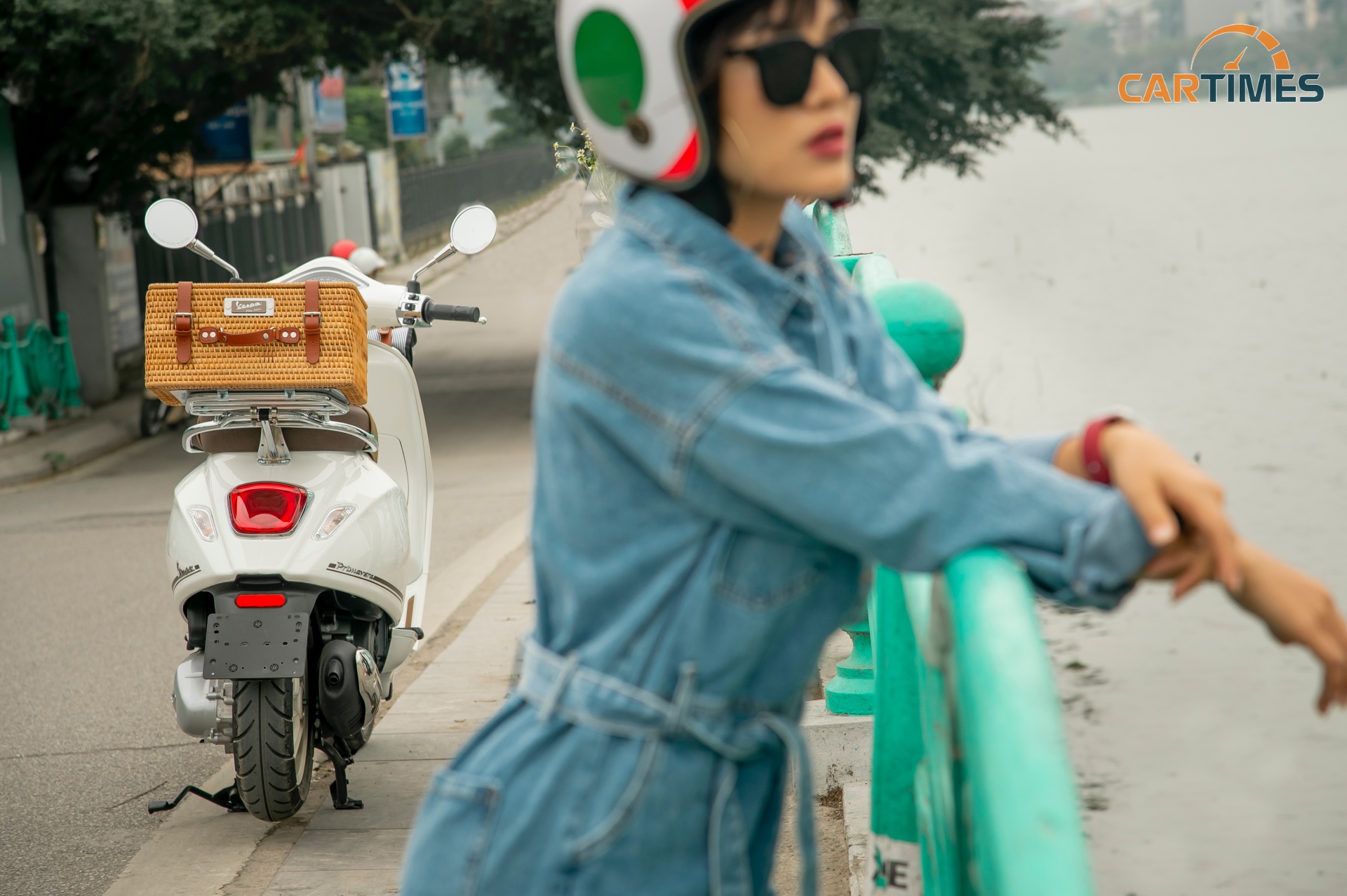 Vespa Picnic