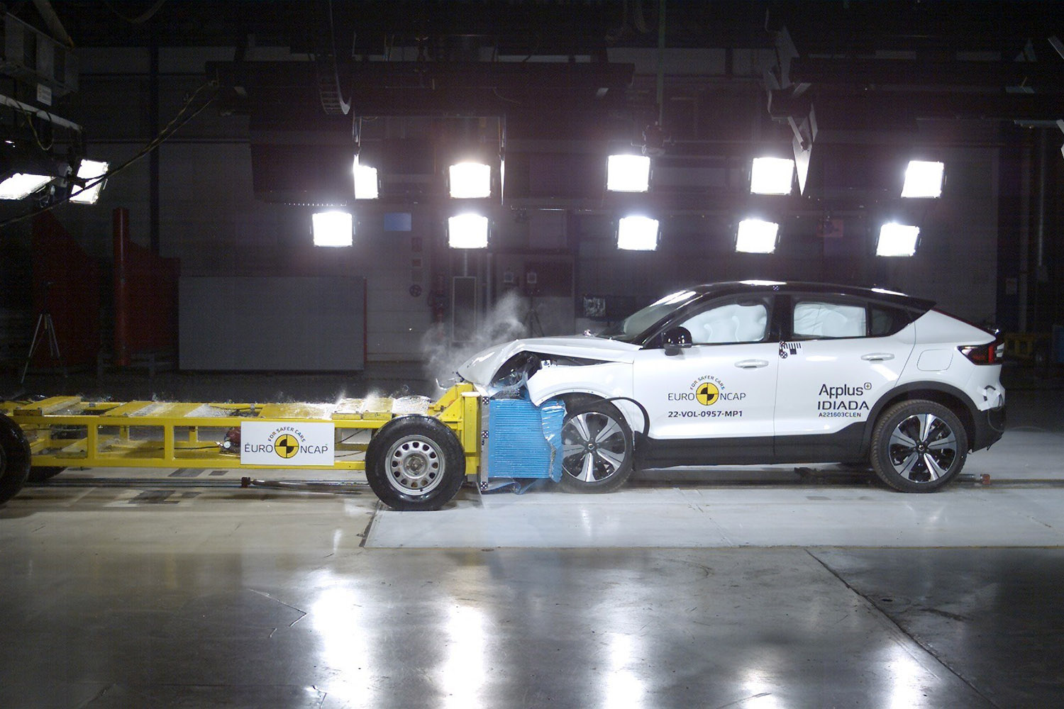 volvo-designed-around-you_15