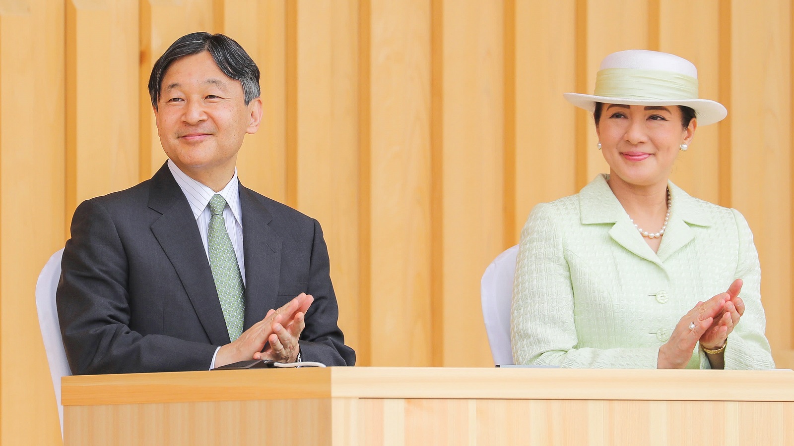 Nhật hoàng Naruhito