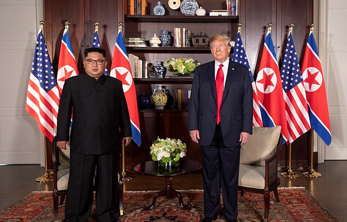 ông kim jong un và donald trump gặp mặt