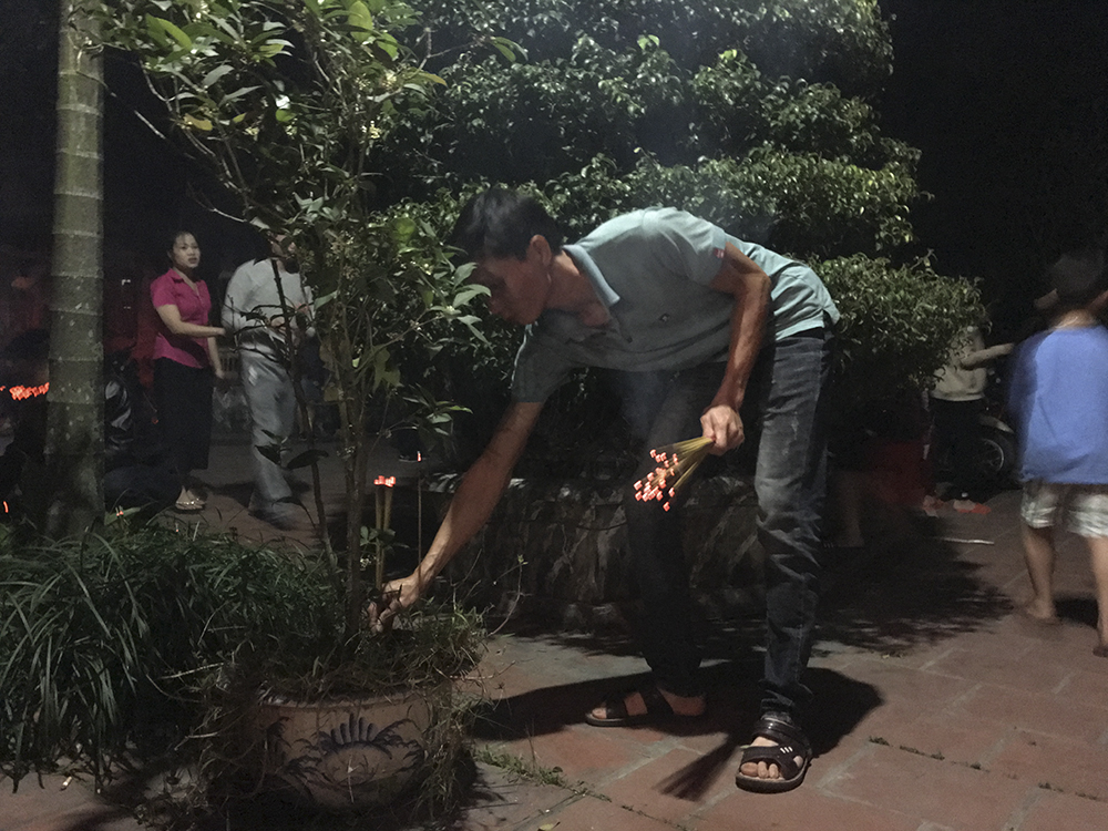 tục xin lửa đầu năm