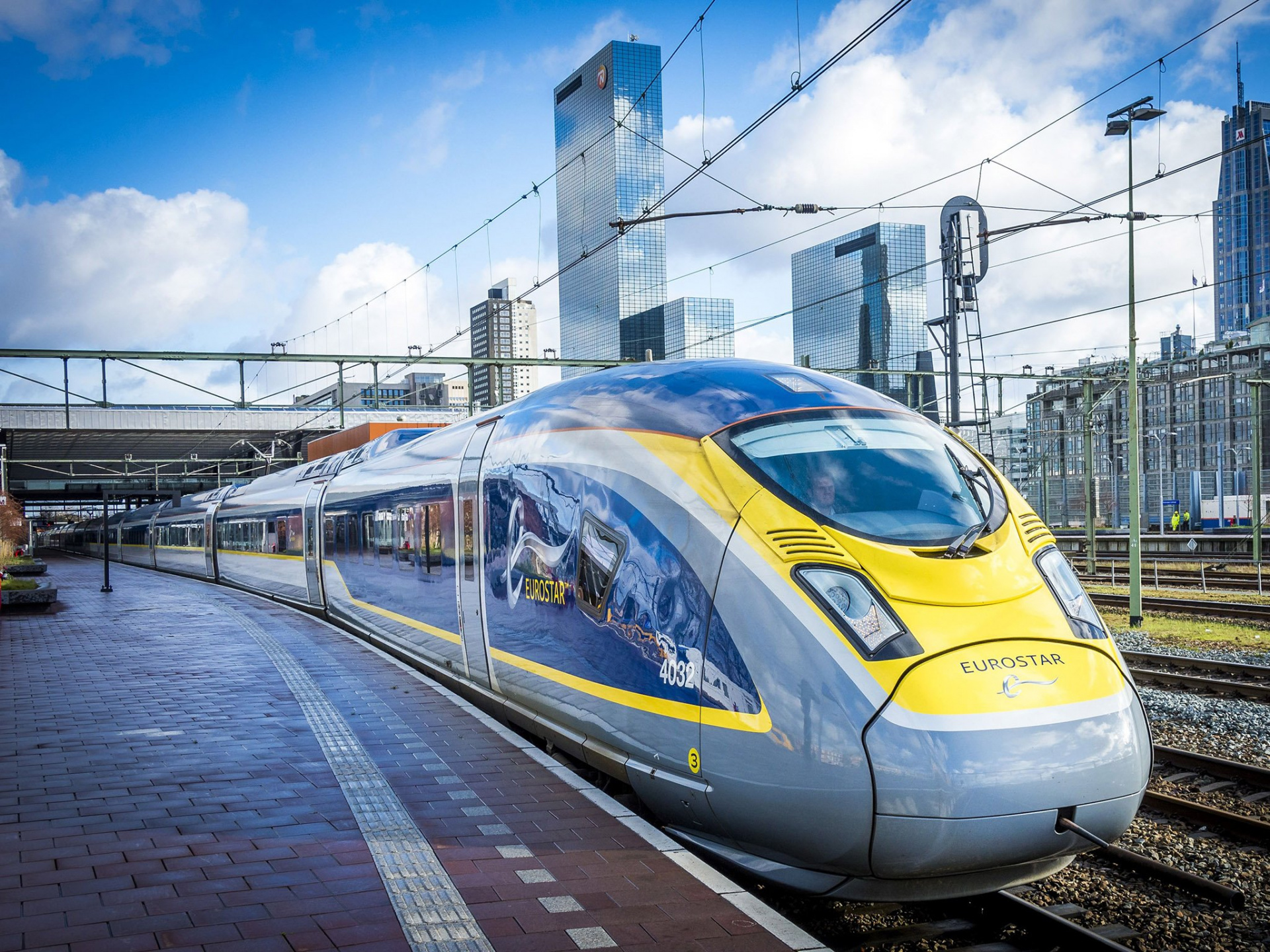 Tàu siêu tốc eurostar