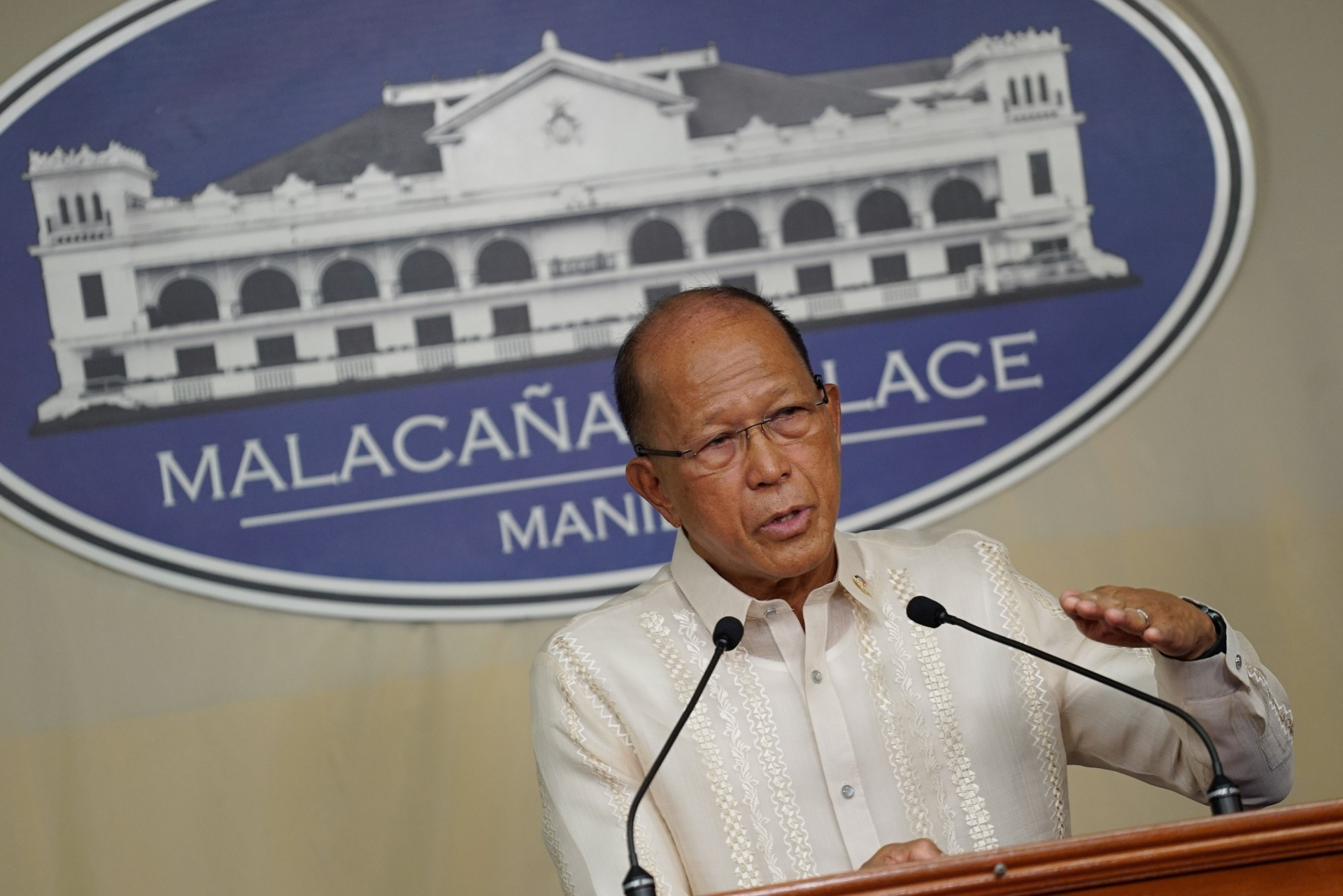 Bộ trưởng Quốc phòng Philippines Delfin Lorenzana