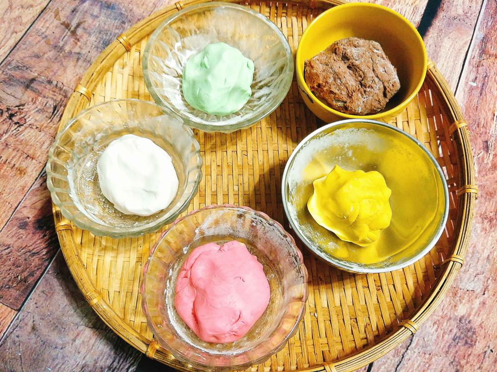 bánh trôi ngũ sắc