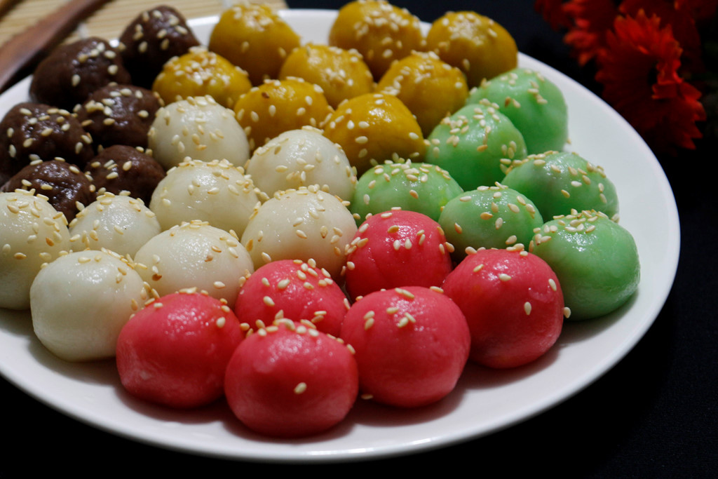 bánh trôi ngũ sắc