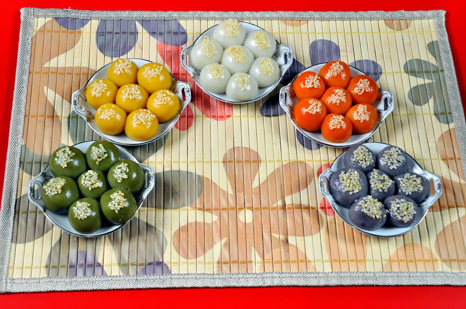 bánh trôi ngũ sắc