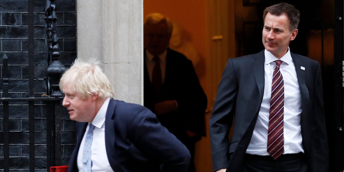 Ông Boris Johnson, và Ngoại trưởng Anh Jeremy Hunt