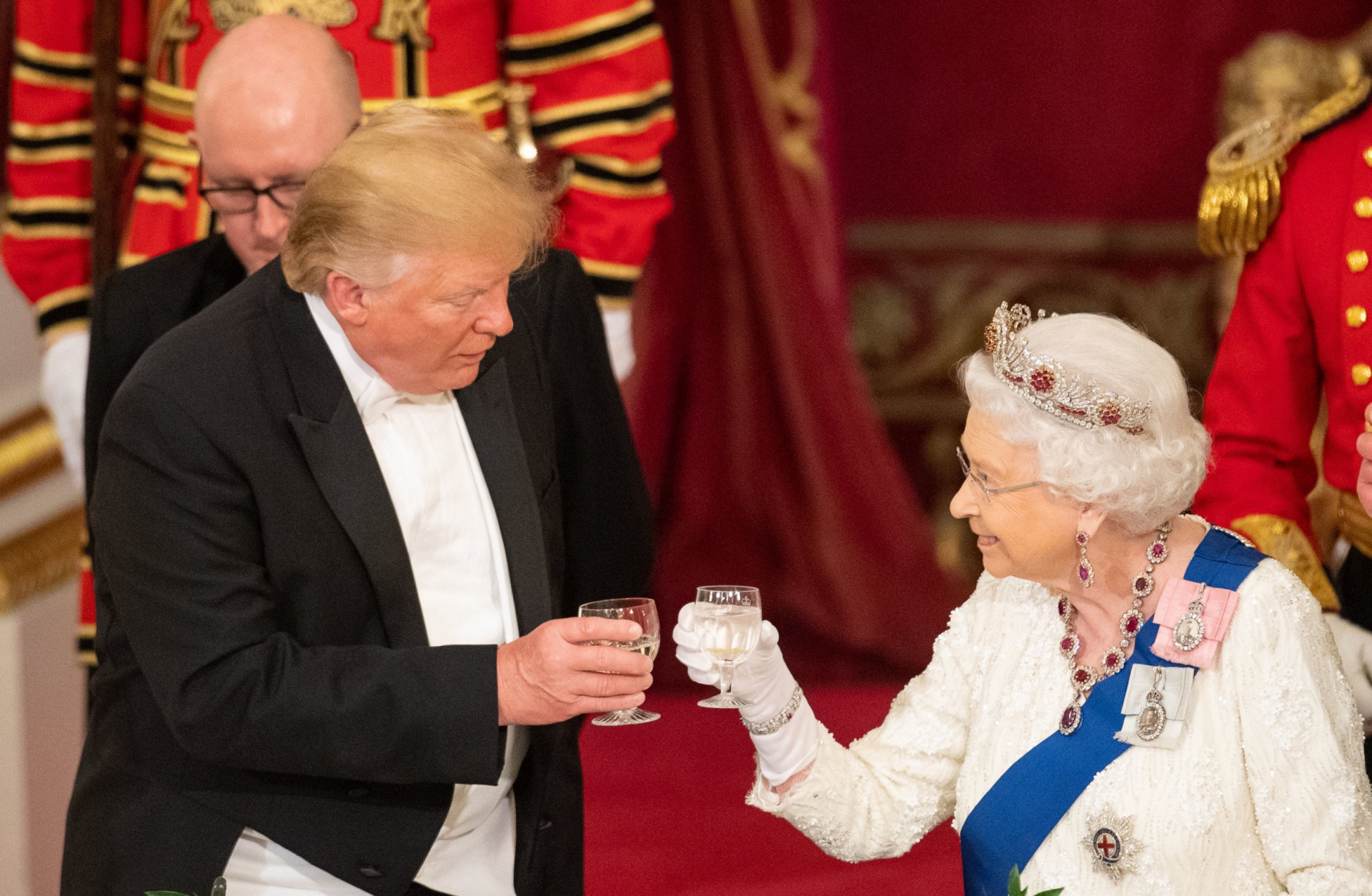 Tổng thống Mỹ Donald Trump và Nữ hoàng Elizabeth