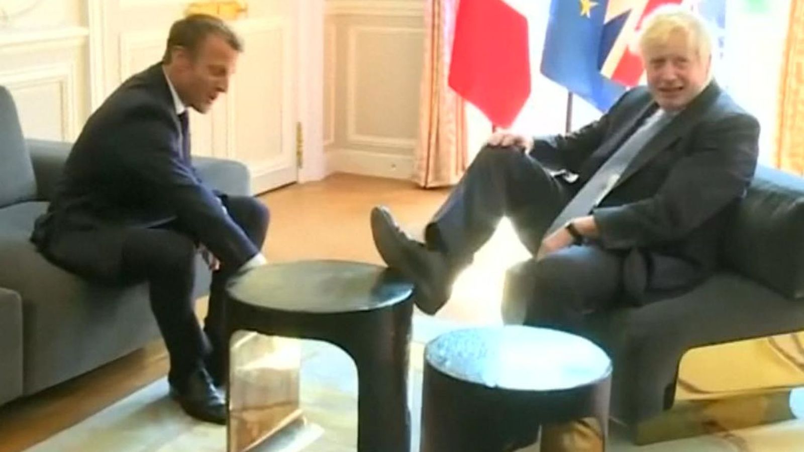 Boris Johnson và Emmanuel Macron