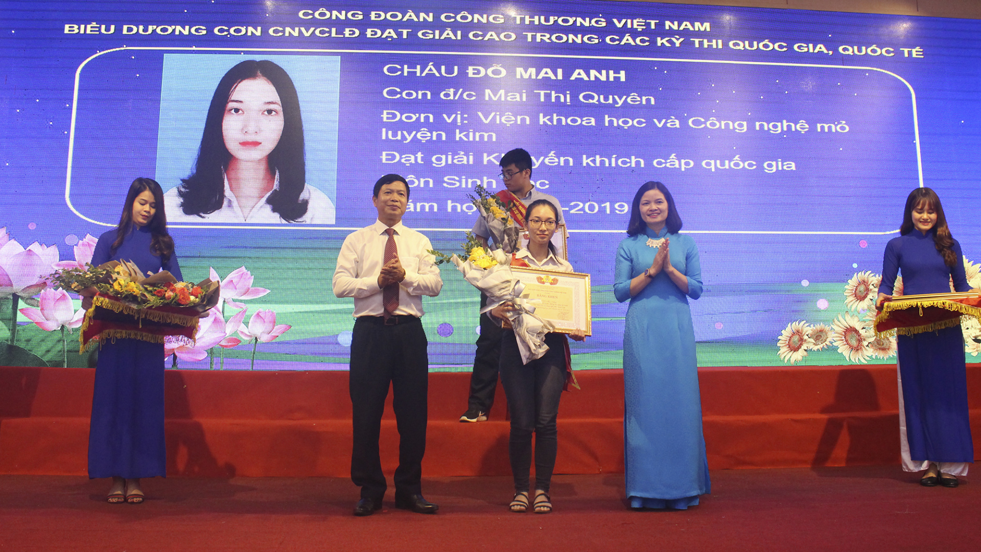 Công đoàn công thương việt nam biểu dương gia đình tiêu biểu năm 2019, tuyên dương học sinh giỏi