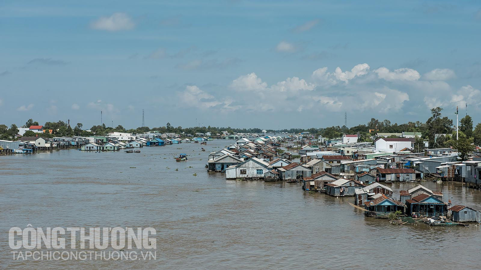 Làng nổi Châu Đốc