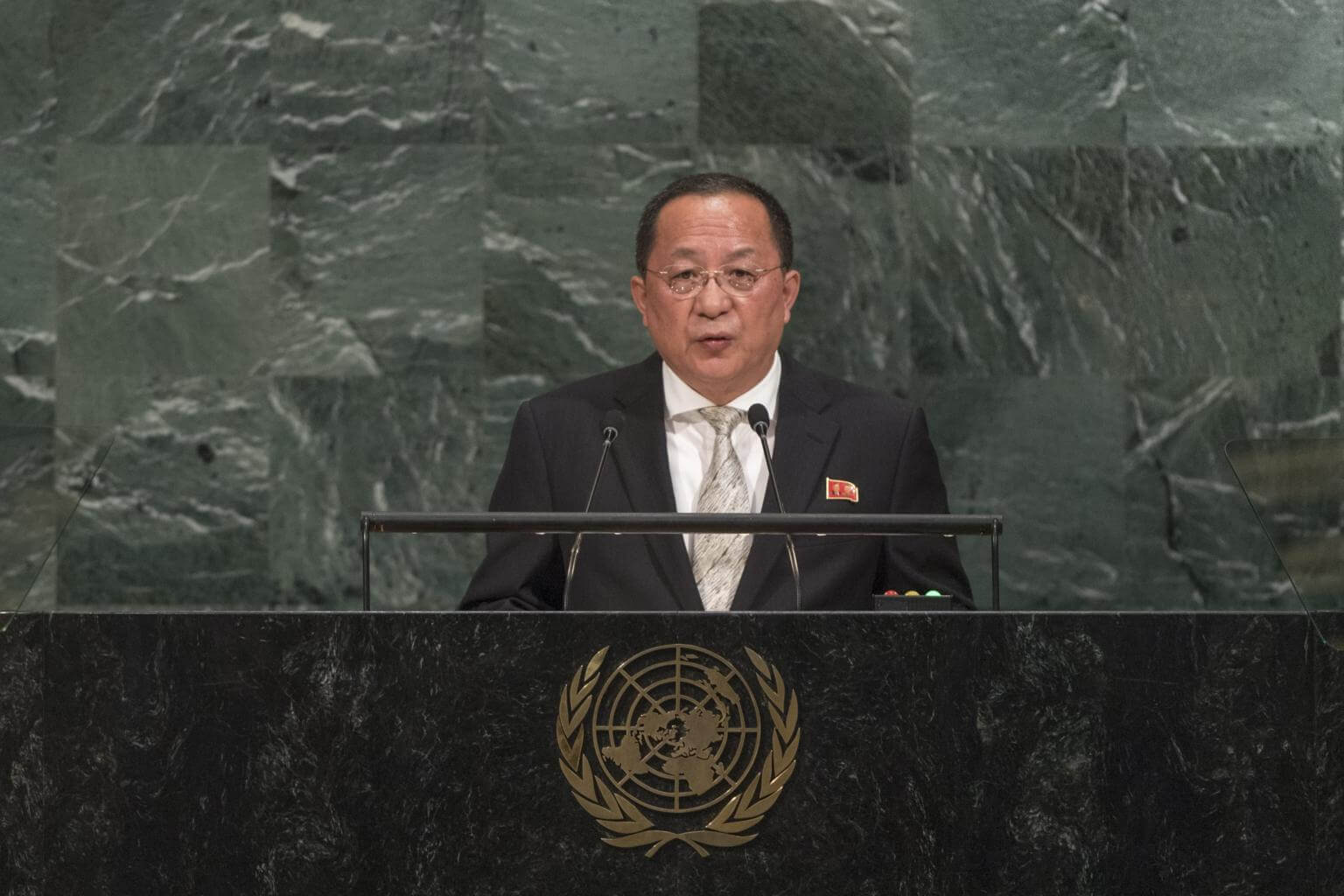 Ri Yong-ho 