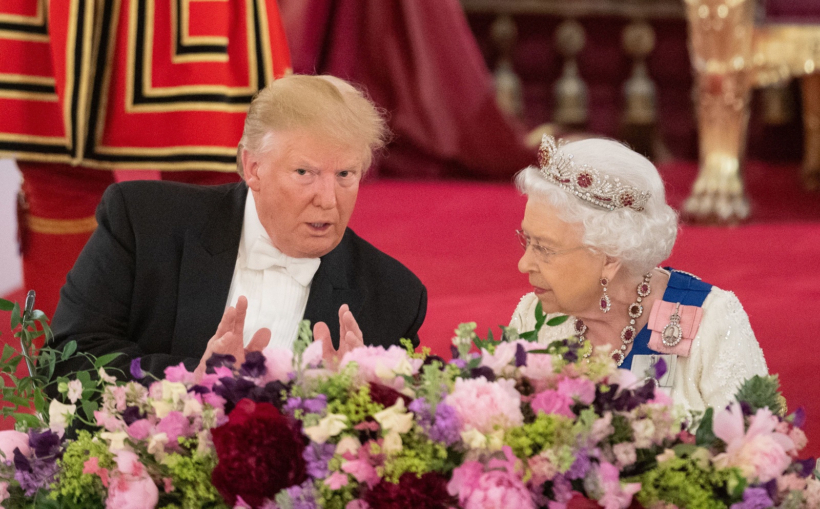 Donald Trump và Nữ hoàng Elizabeth