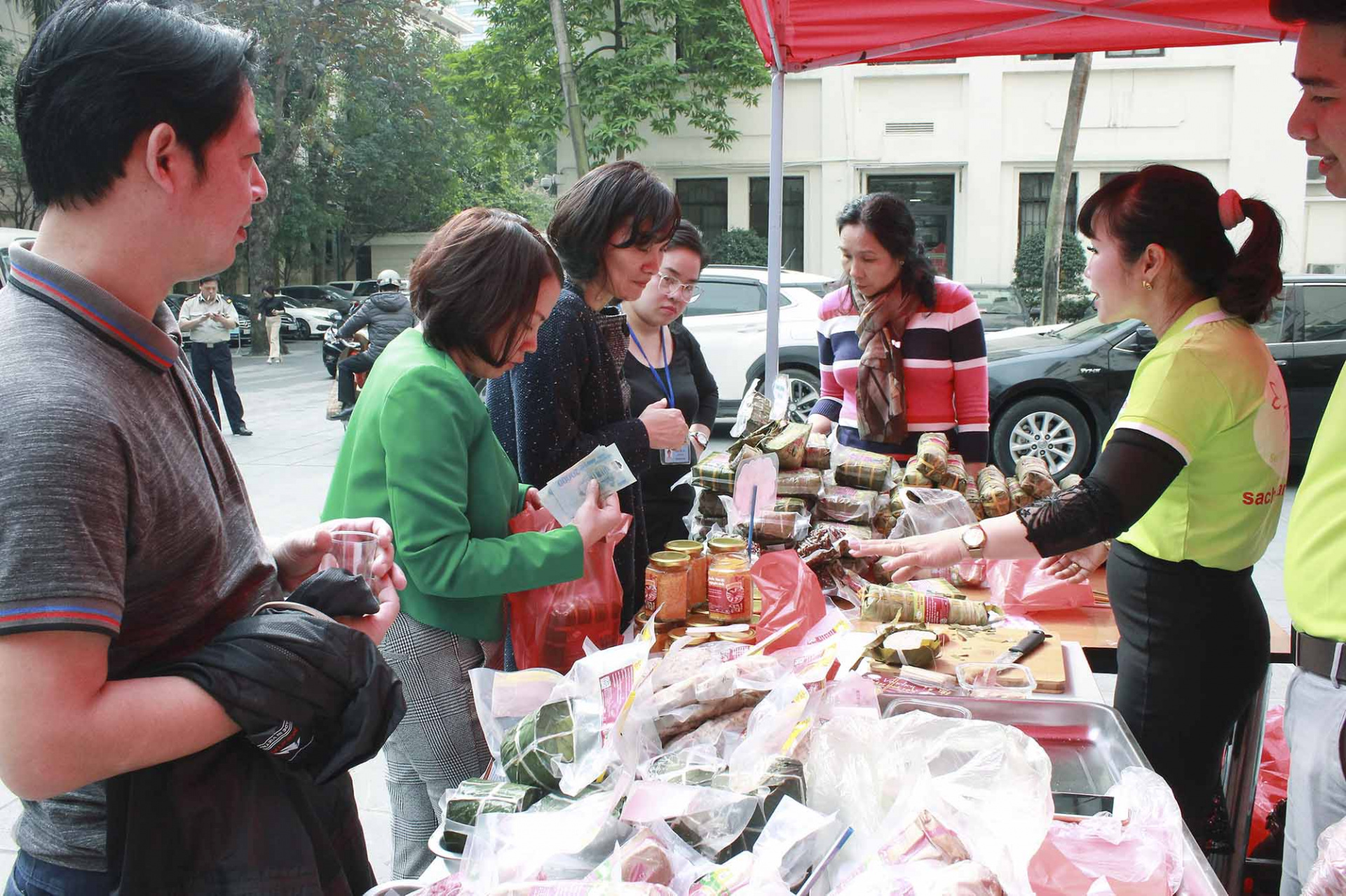 Ngày hội mua sắm mua sắm xuân Canh Tý 2020 