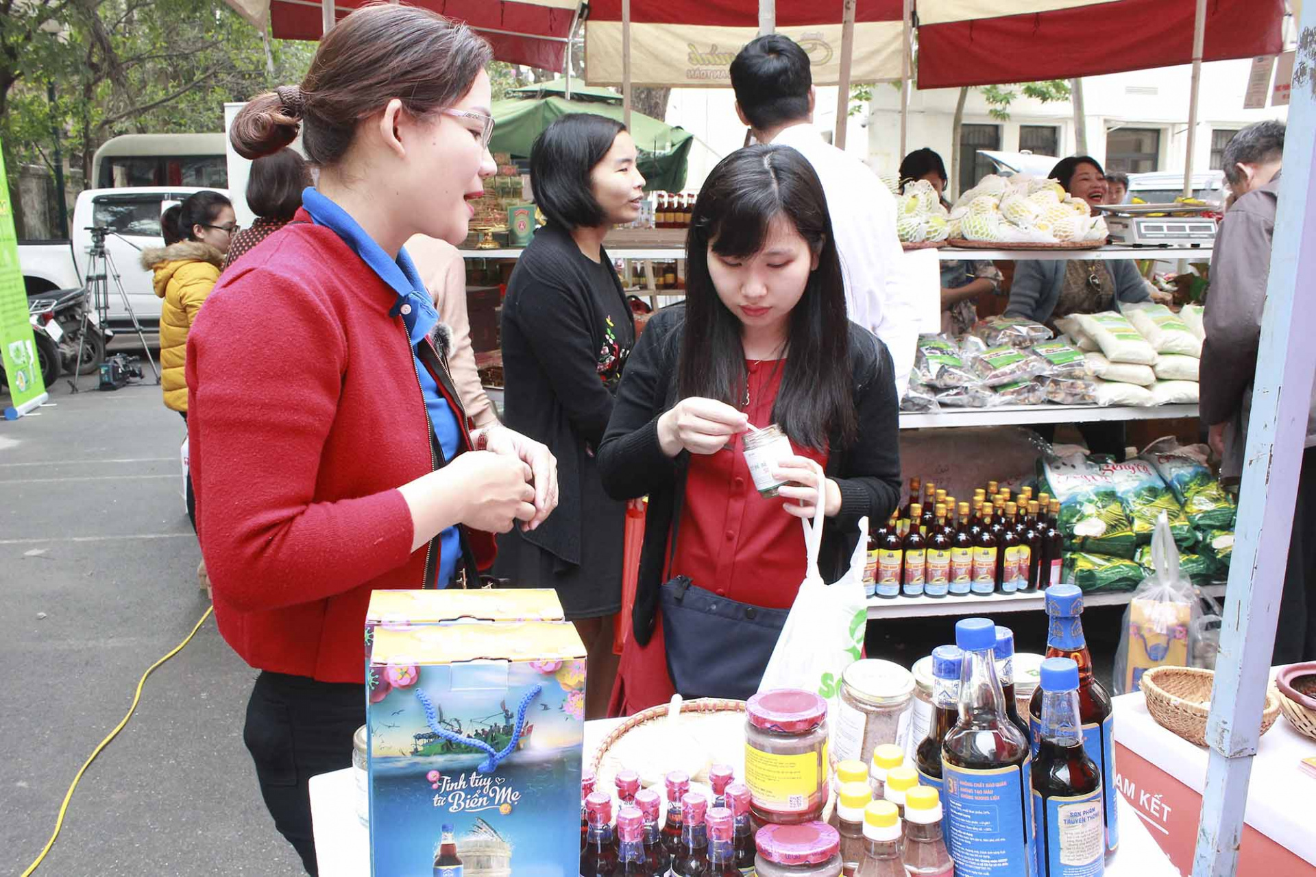 Ngày hội mua sắm mua sắm xuân Canh Tý 2020 