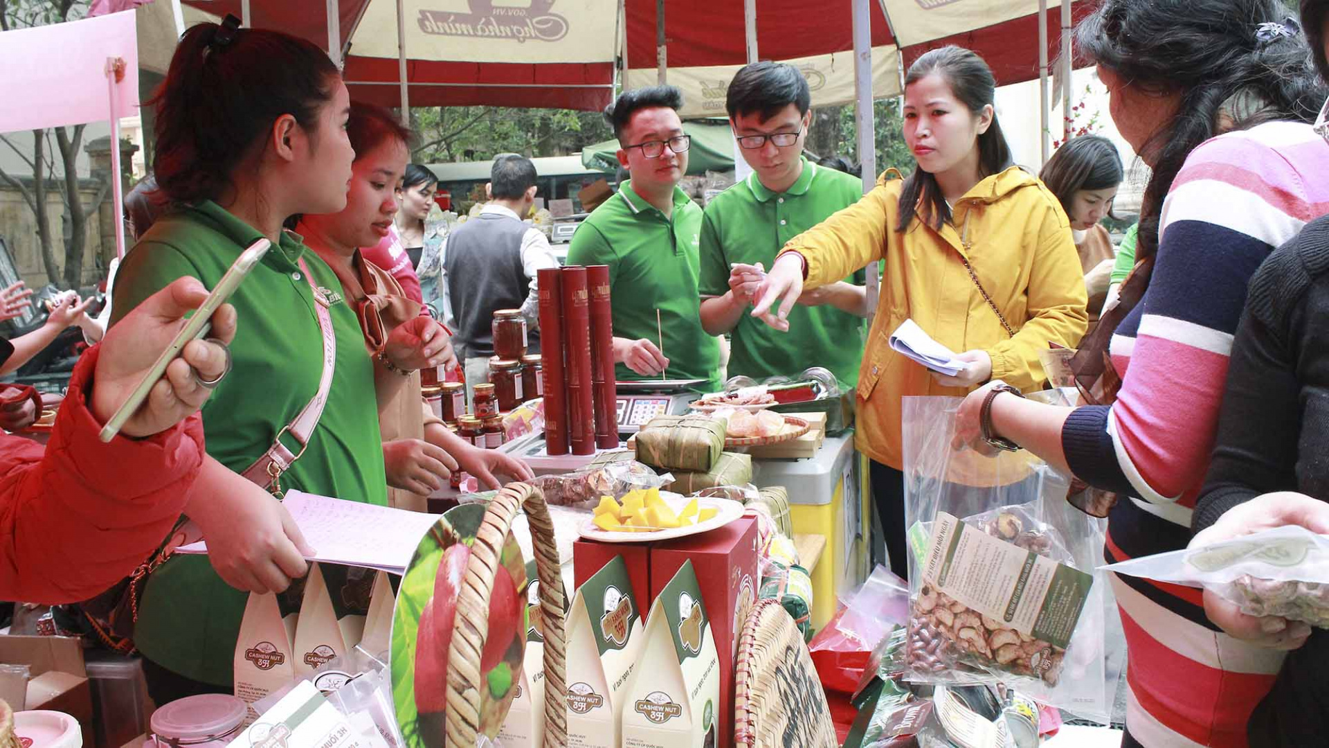 Ngày hội mua sắm mua sắm xuân Canh Tý 2020 