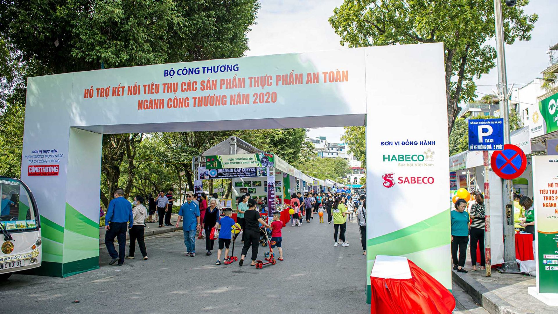 Trải nghiệm, tìm hiểu về sản phẩm Link vào Cwin Cá Cược Thể Thao 2026 an toàn