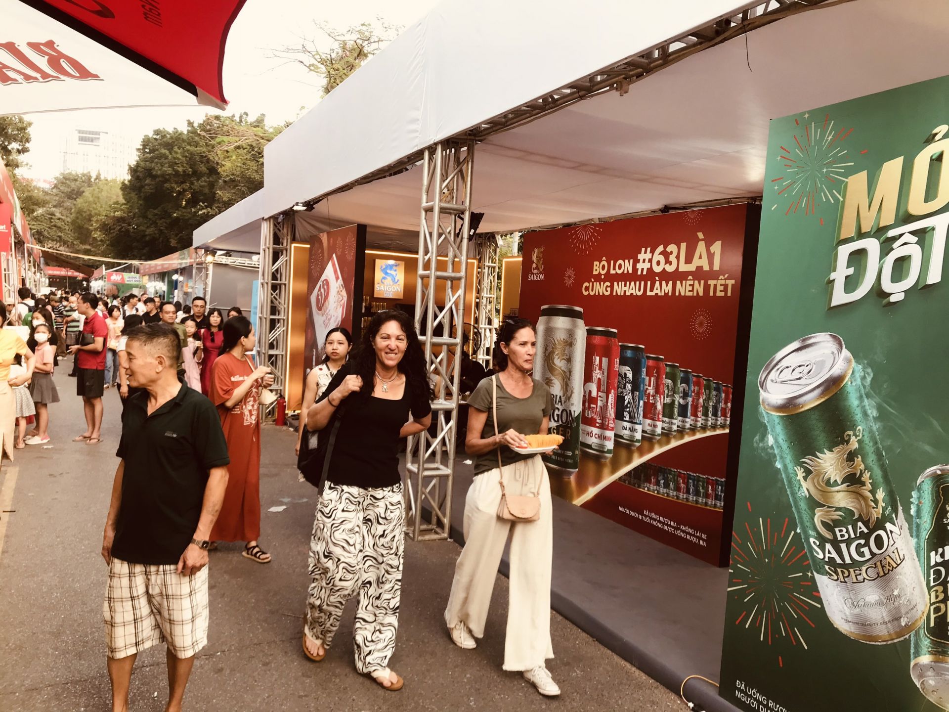 Bia Saigon nổi bật tại Lễ hội tự hào hàng Việt Nam - Tinh hoa hàng Việt Nam