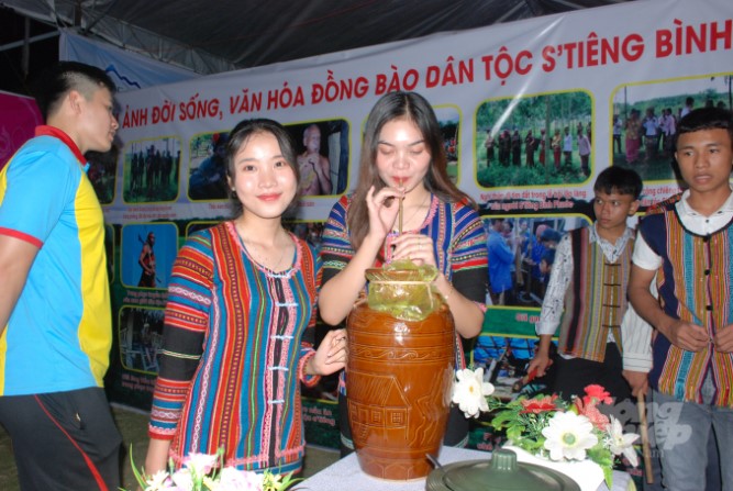 stieng 3