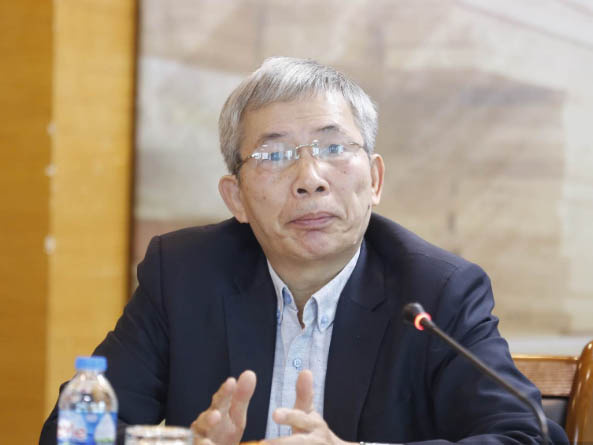 ông Hoài - Gỗ