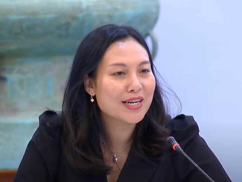 chị Trang - XNK