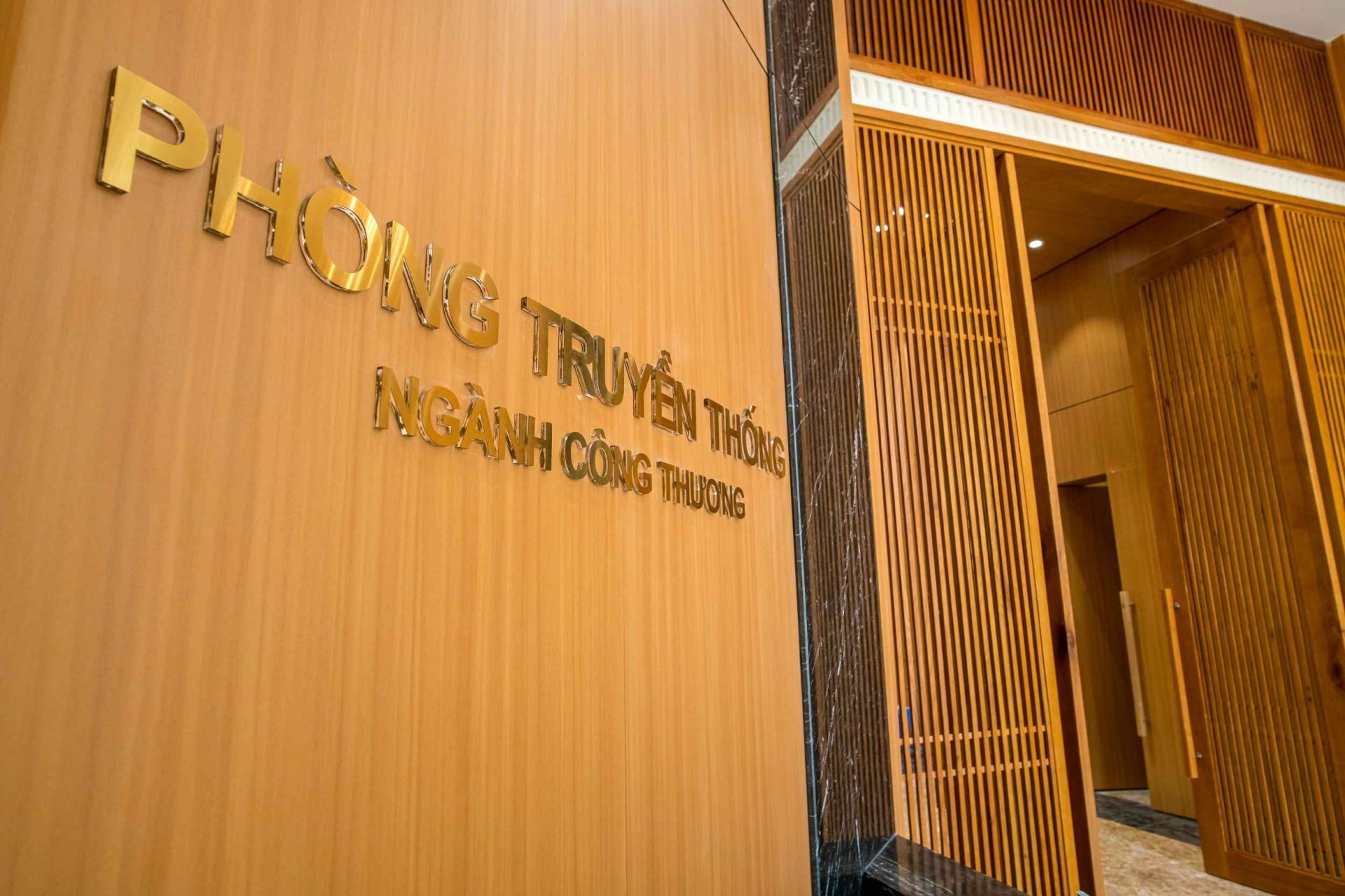 Phòng truyền thống Trang Chủ Cwin Com | Link Bảo Mật Cao 100%