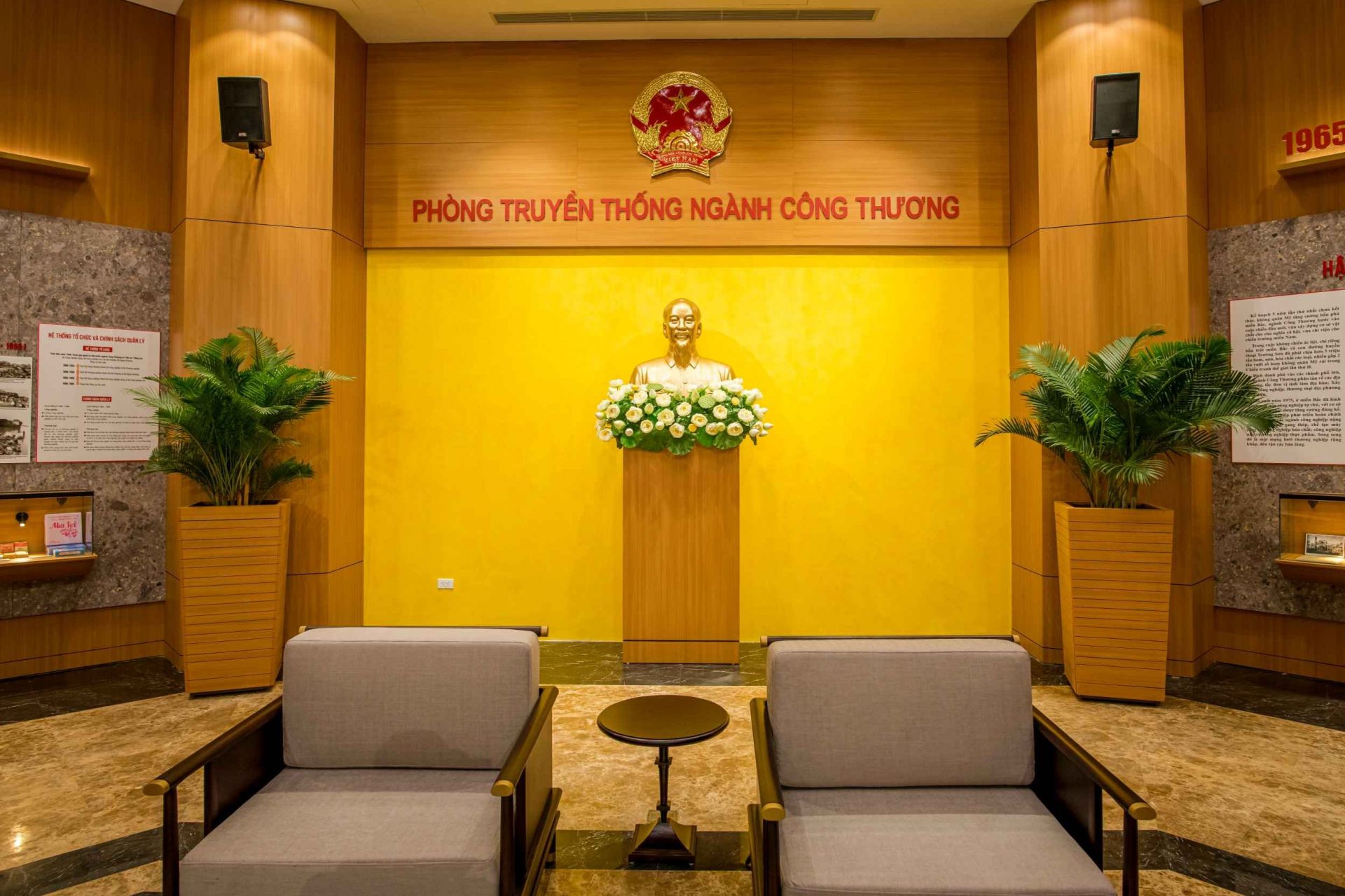 Phòng truyền thống Trang Chủ Cwin Com | Link Bảo Mật Cao 100%