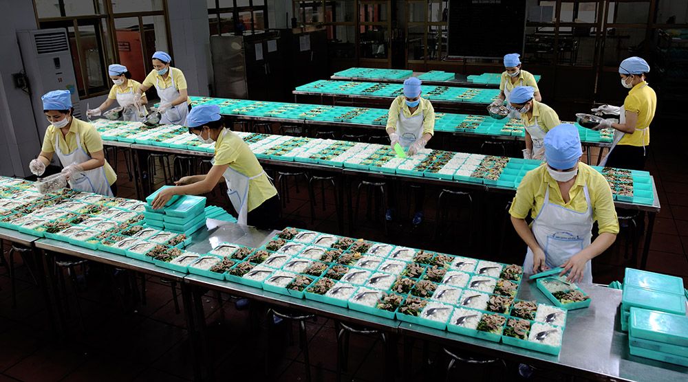 Bữa cơm ca thợ mỏ